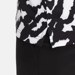 Jr Tech Hidden Button Pique AOP Svart Vit