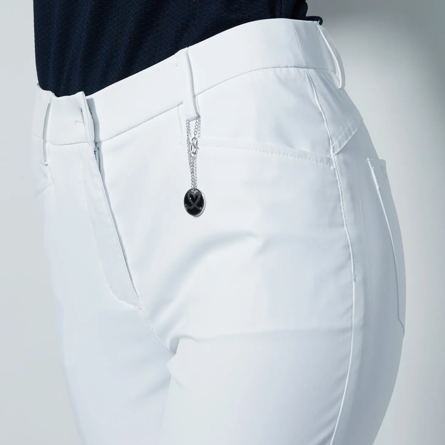 Lyric V2 Cropped 74 Cm Vit