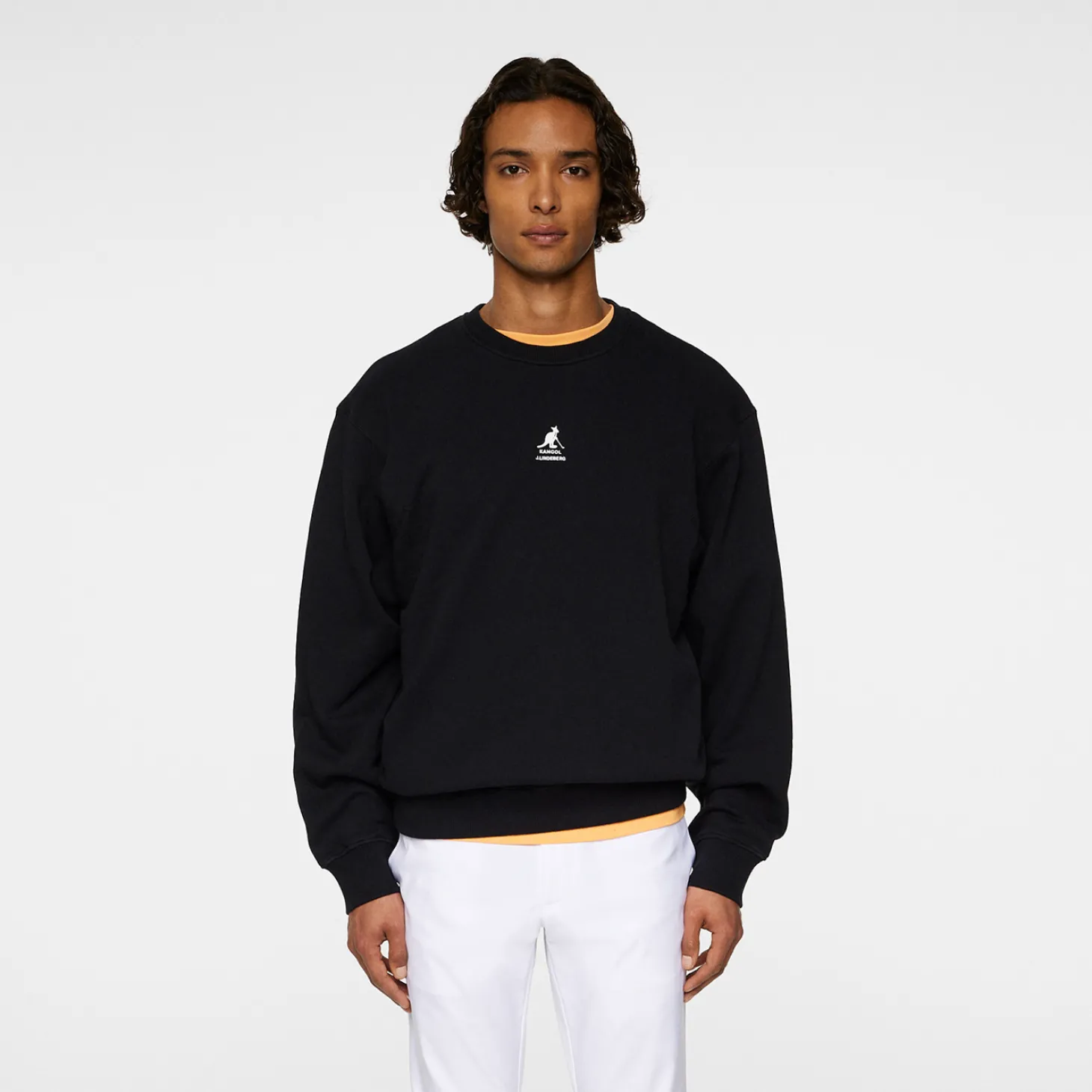 Roberto Crewneck JL x Kangol Svart