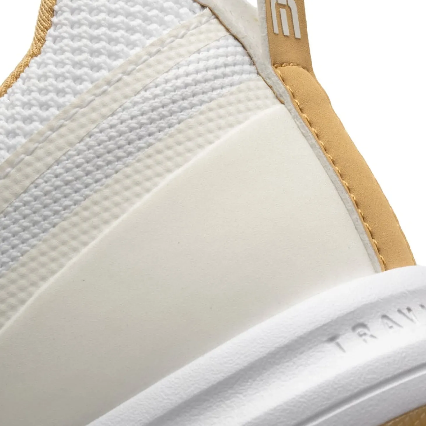 The Daily Pro Hybrid