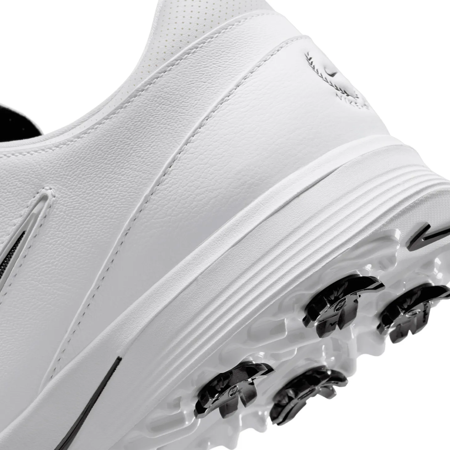 Victory Tour 4 Svart