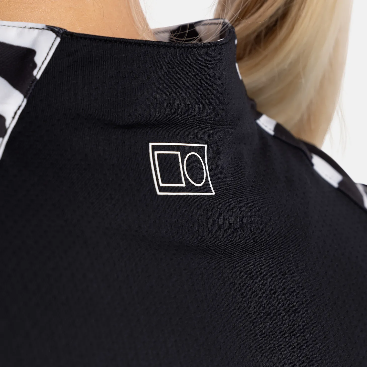 W Tech Blade SL AOP Svart Vit